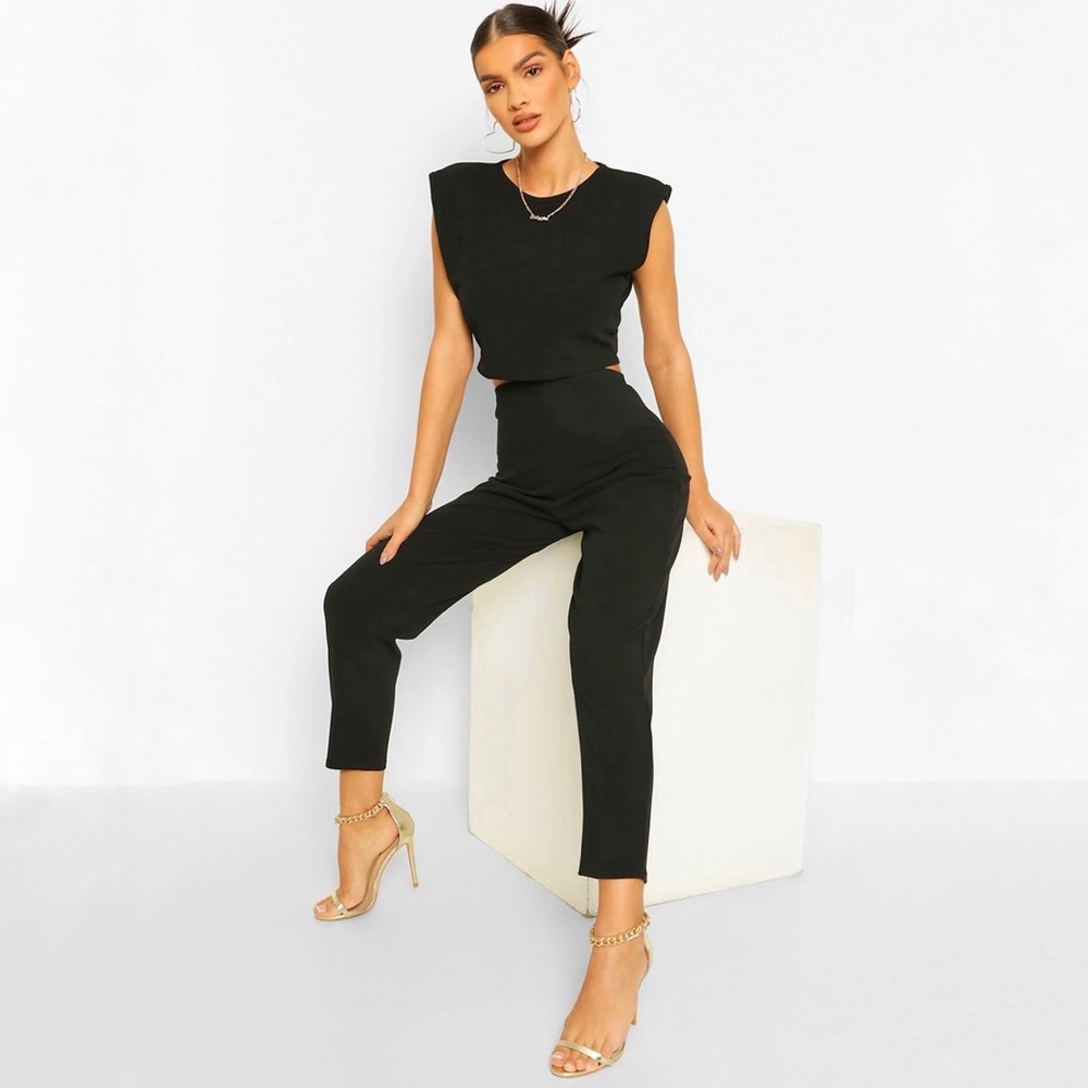 Boohoo Matching SET - Cropped Muscle Tee & Ankle Pants in Black Size 4 NWT